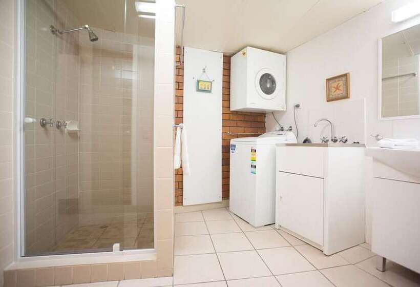 Northpoint Holiday Apartments