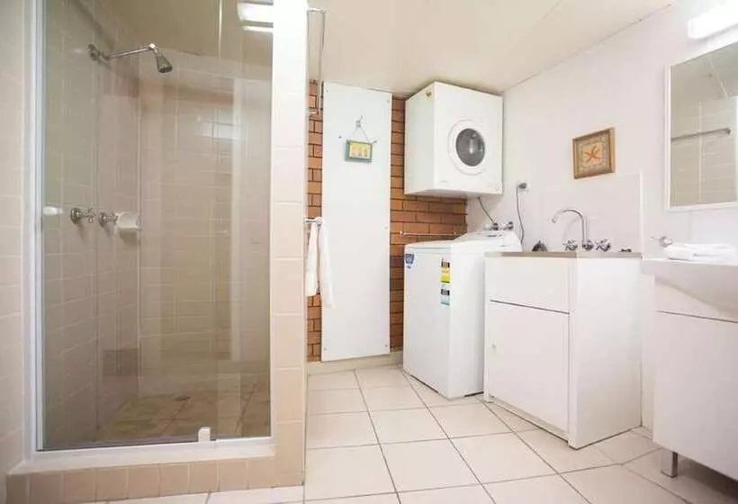 Northpoint Holiday Apartments