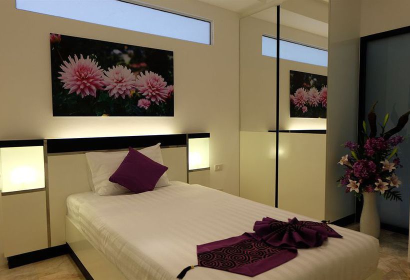 Phuket Seaview Resotel