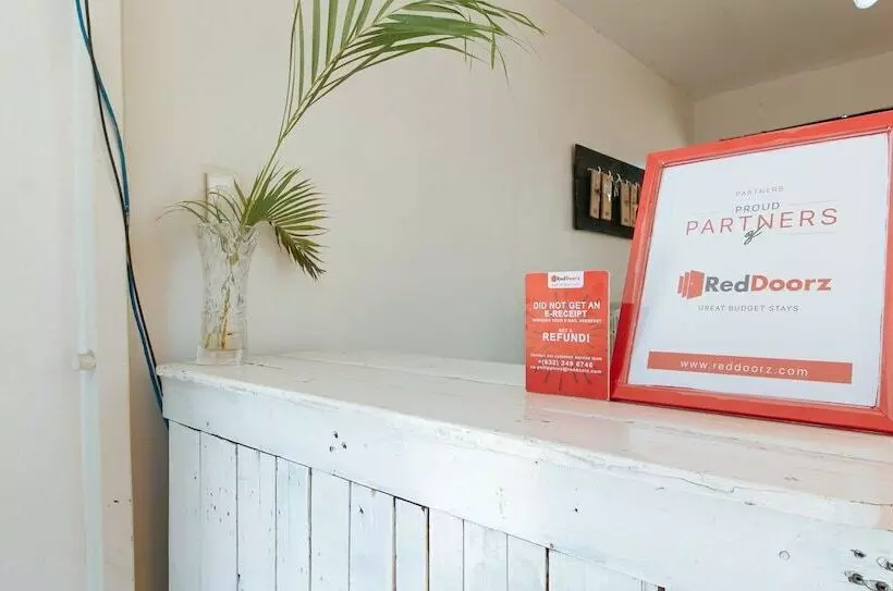 ホテル Reddoorz @ Chipeco Avenue Calamba