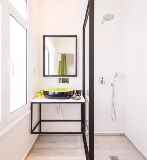 هتل Thejoy City Suites