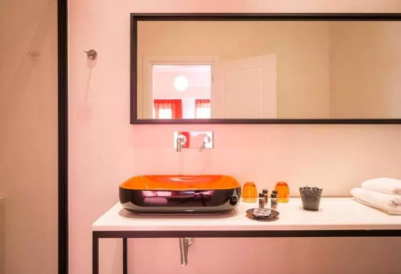 هتل Thejoy City Suites