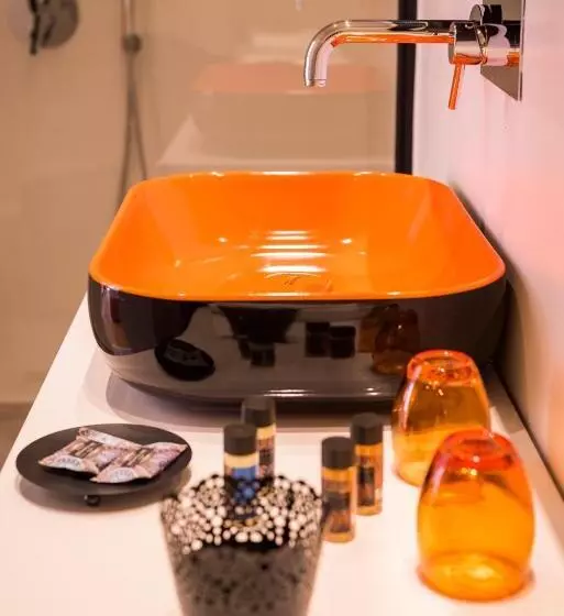 هتل Thejoy City Suites