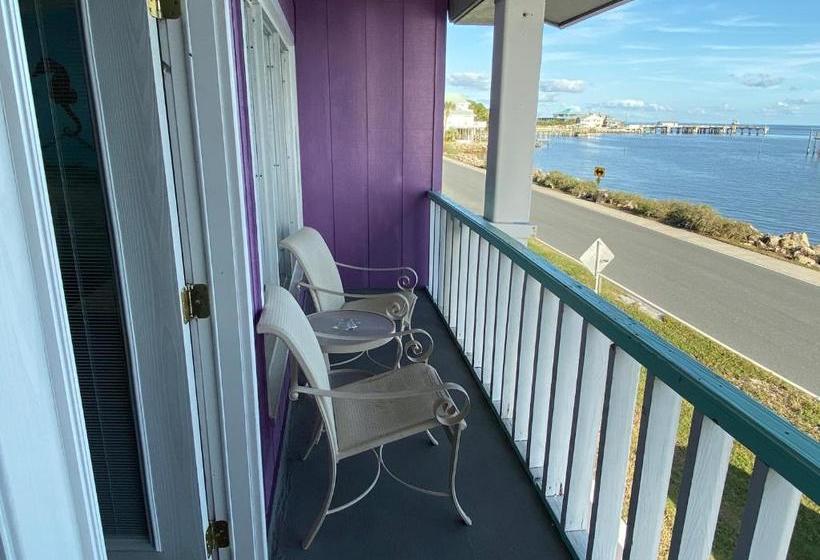 Beach Front Motel Cedar Key