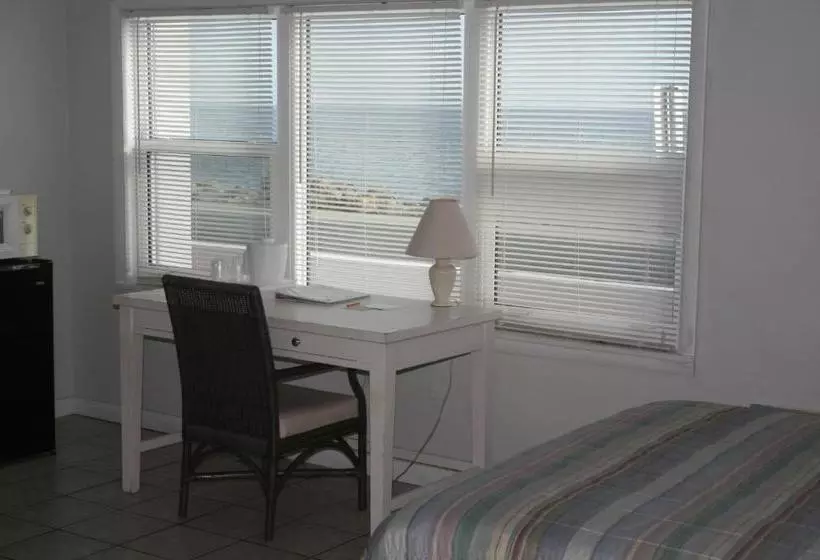 Beach Front Motel Cedar Key