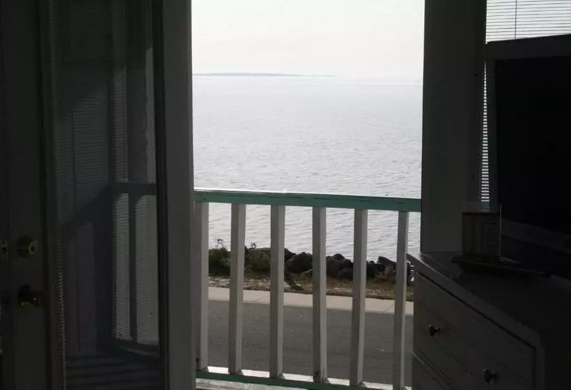 Beach Front Motel Cedar Key