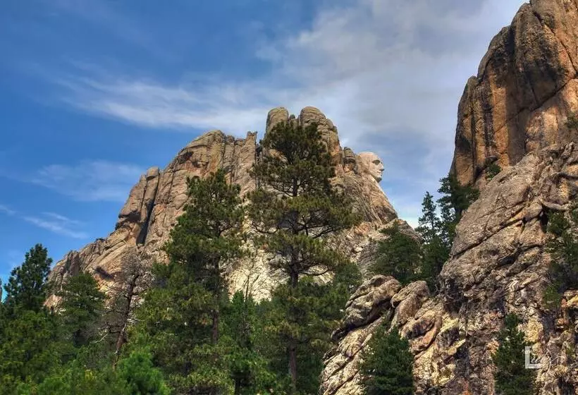 בית מלון כפרי Bavarian Inn, Black Hills