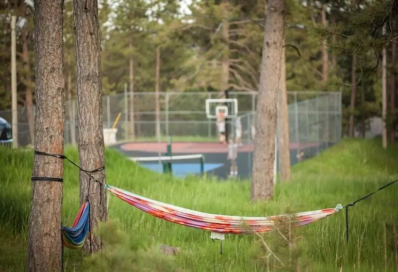 בית מלון כפרי Bavarian Inn, Black Hills