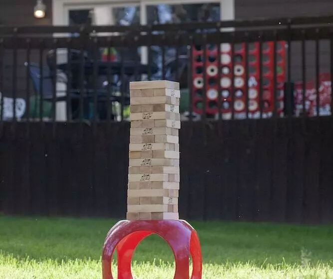 בית מלון כפרי Bavarian Inn, Black Hills