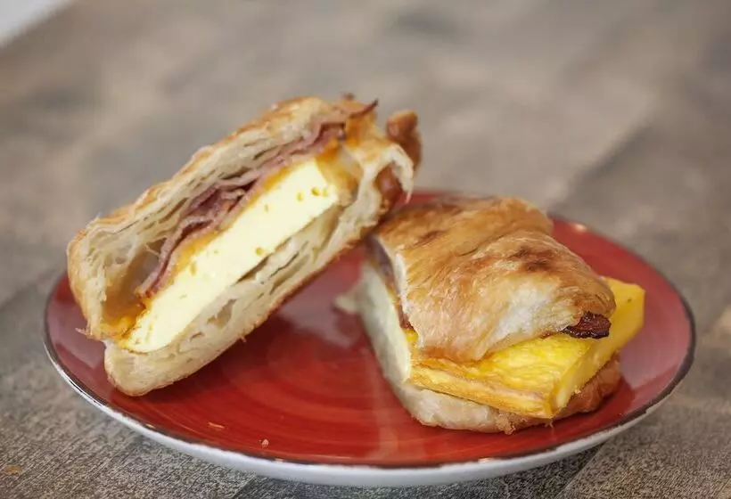 בית מלון כפרי Bavarian Inn, Black Hills