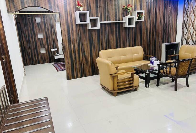 בית מלון כפרי Bodhgaya Regency