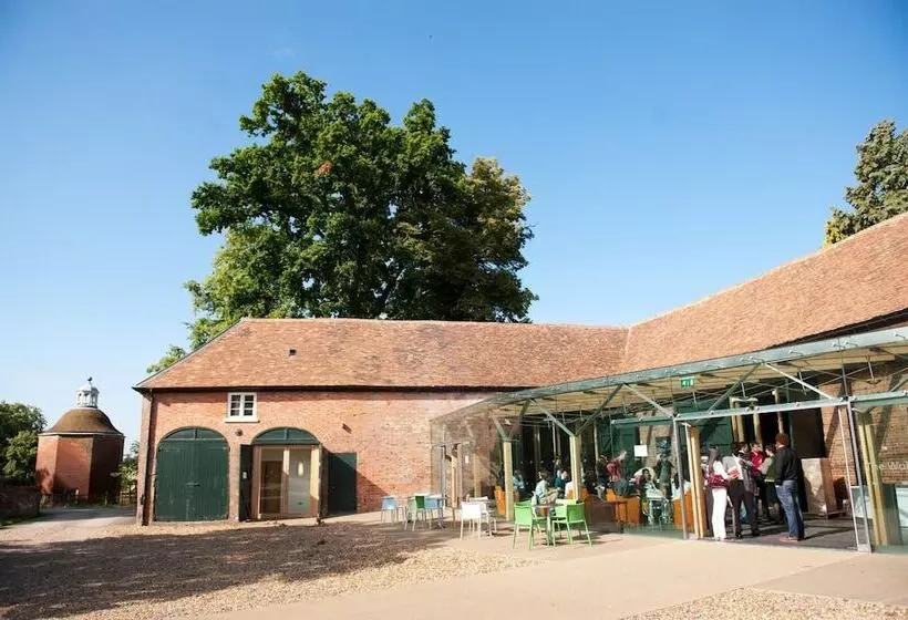 Hotel Chicheley Hall