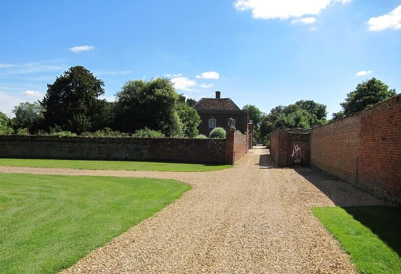 호텔 Chicheley Hall