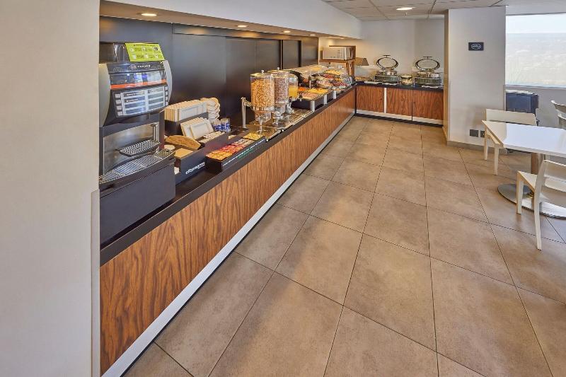 فندق City Express By Marriott Tehuacan