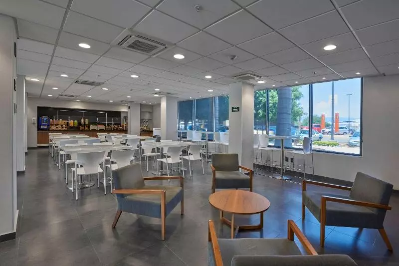 호텔 City Express By Marriott Tehuacan