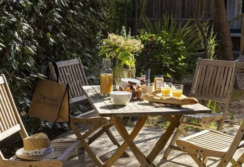 בית מלון כפרי Domaine Du Ferret Restaurant & Spa