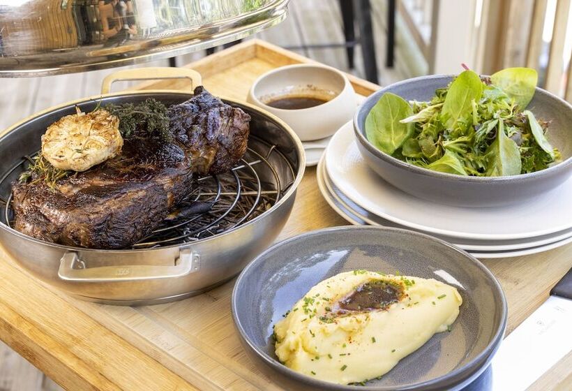 酒店 Domaine Du Ferret Restaurant & Spa