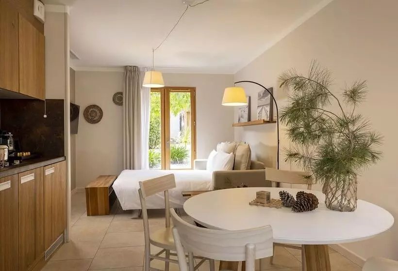 בית מלון כפרי Domaine Du Ferret Restaurant & Spa