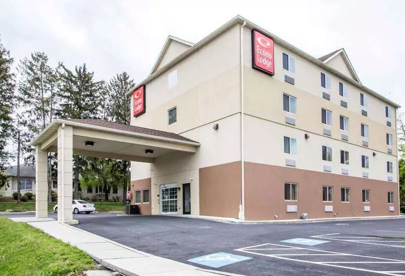 בית מלון כפרי Econo Lodge Harrisburg Hershey