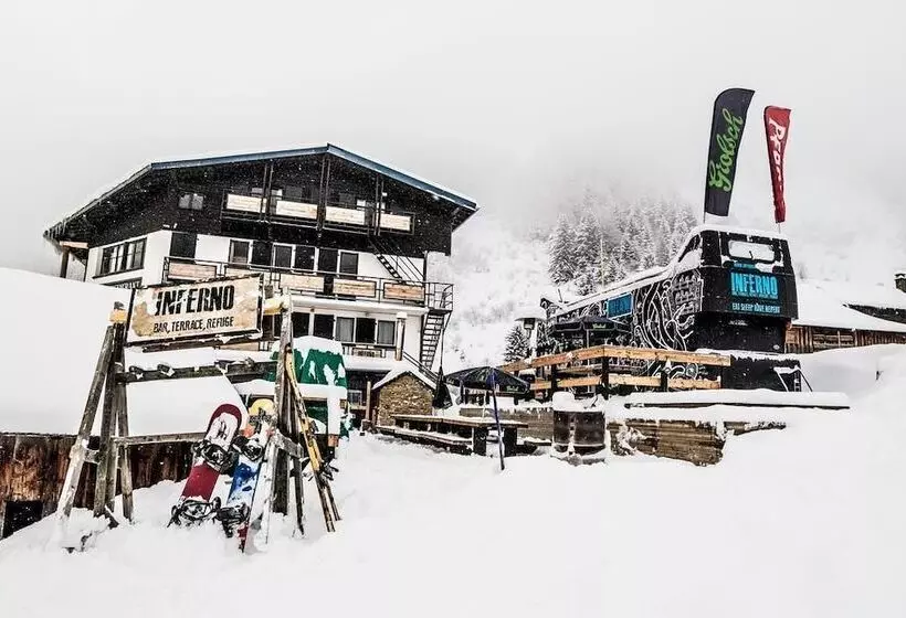 هتل Inferno Morzine