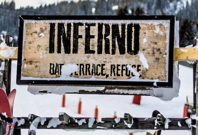 هتل Inferno Morzine