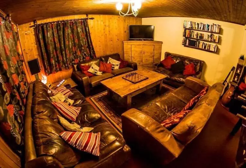 هتل Inferno Morzine