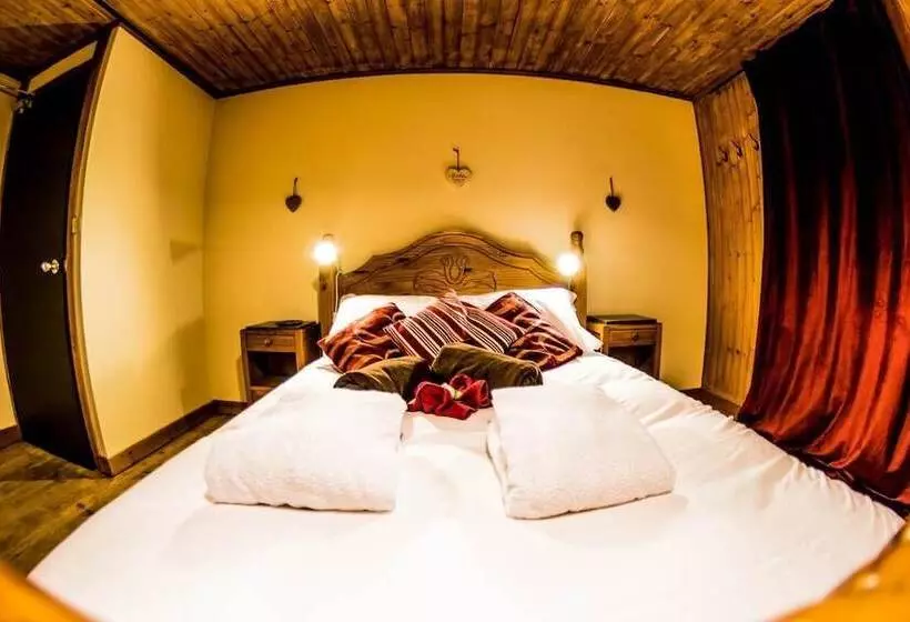 هتل Inferno Morzine