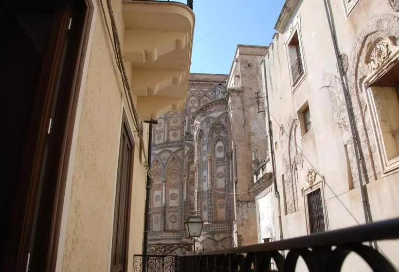 Szálloda Locanda Re Ruggero