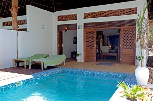 فندق Pongwe Beach