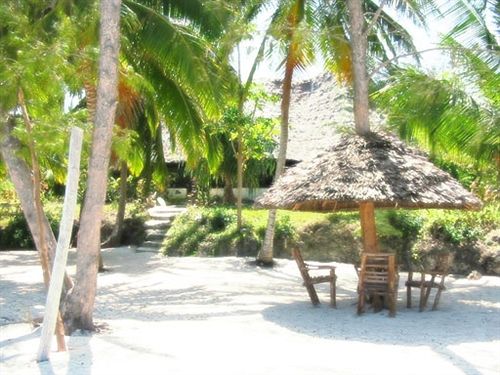 فندق Pongwe Beach