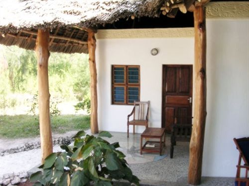 فندق Pongwe Beach