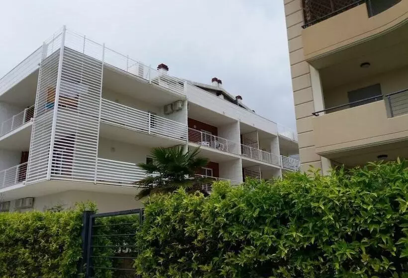 Отель Residence Rosburgo Sea Resort