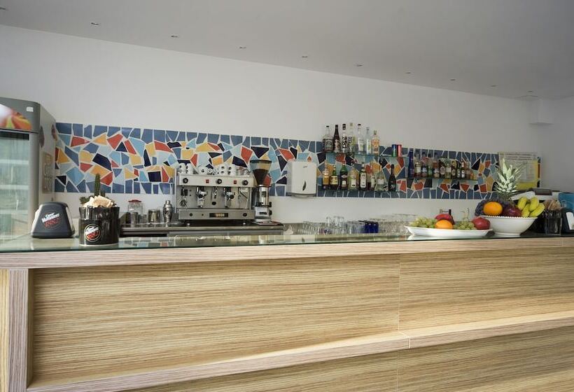 فندق Residence Rosburgo Sea Resort