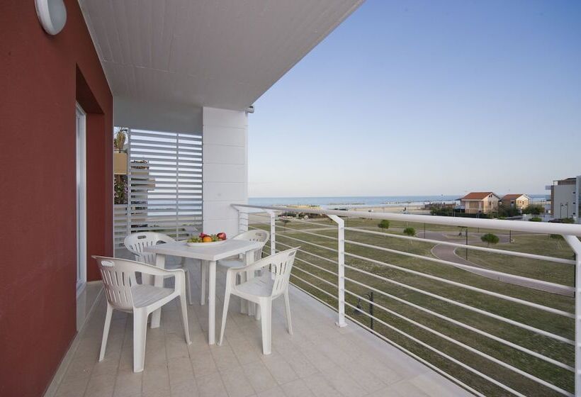 فندق Residence Rosburgo Sea Resort