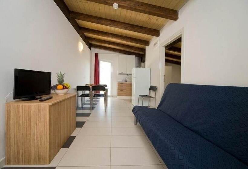 فندق Residence Rosburgo Sea Resort