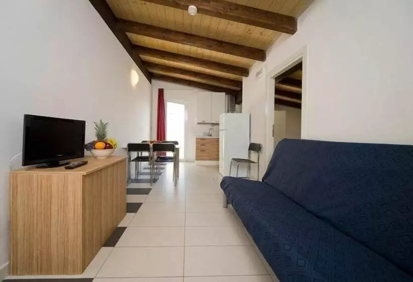 Отель Residence Rosburgo Sea Resort