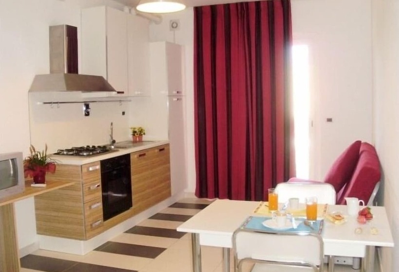 فندق Residence Rosburgo Sea Resort