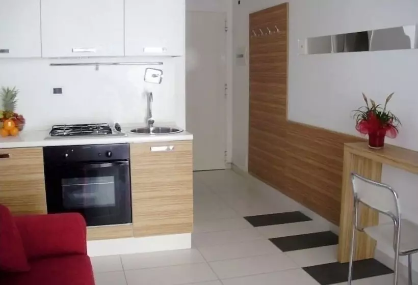 Отель Residence Rosburgo Sea Resort