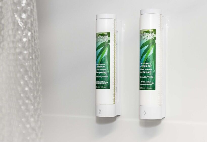 هتل Home Inn And Suites Lloydminster