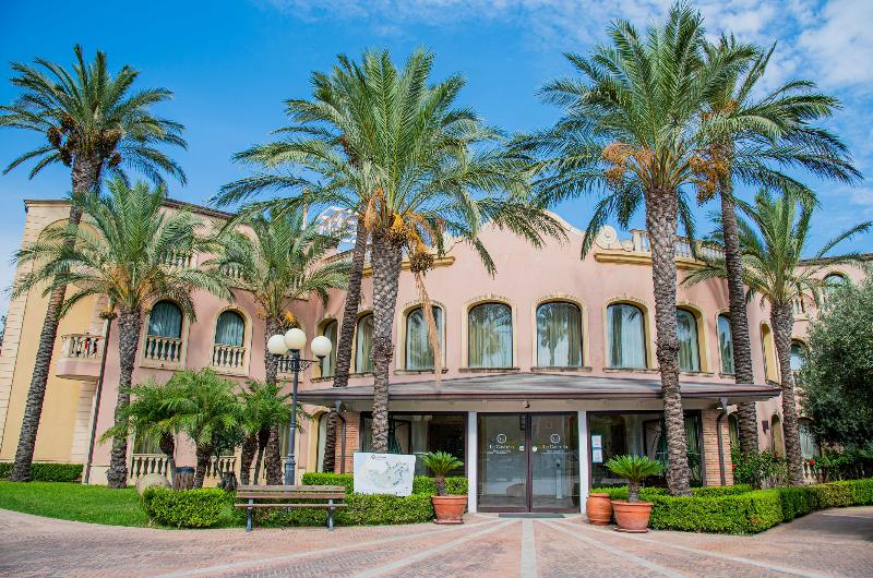 酒店 Th Le Castella   Baia Degli Dei Village