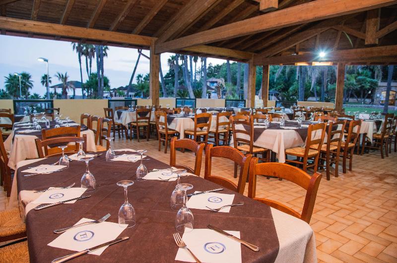 酒店 Th Le Castella   Baia Degli Dei Village