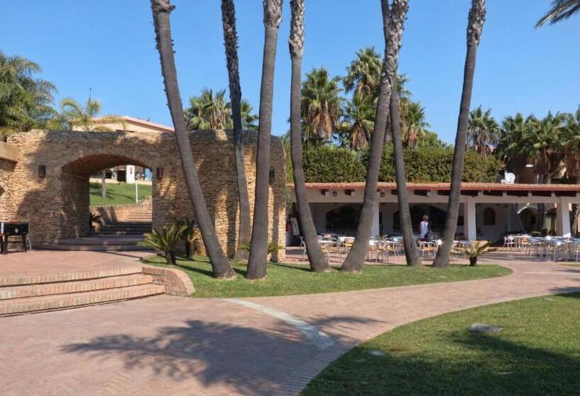 酒店 Th Le Castella   Baia Degli Dei Village