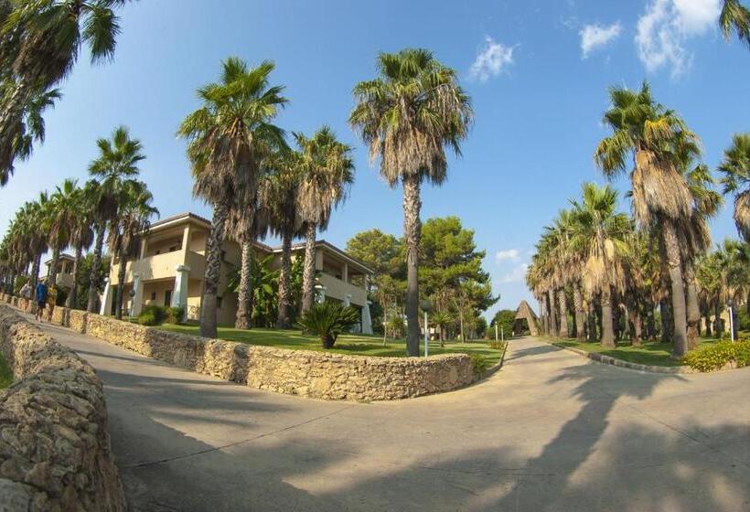 酒店 Th Le Castella   Baia Degli Dei Village