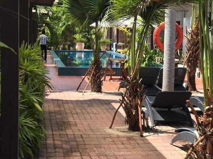 فندق Tropical Resort Langkawi