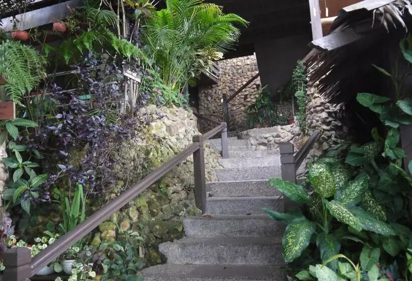 Kasih Sayang Hill Resort