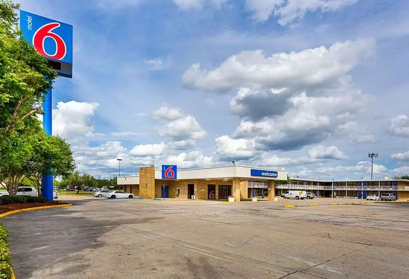 Motel 6 Baton Rouge Southeast