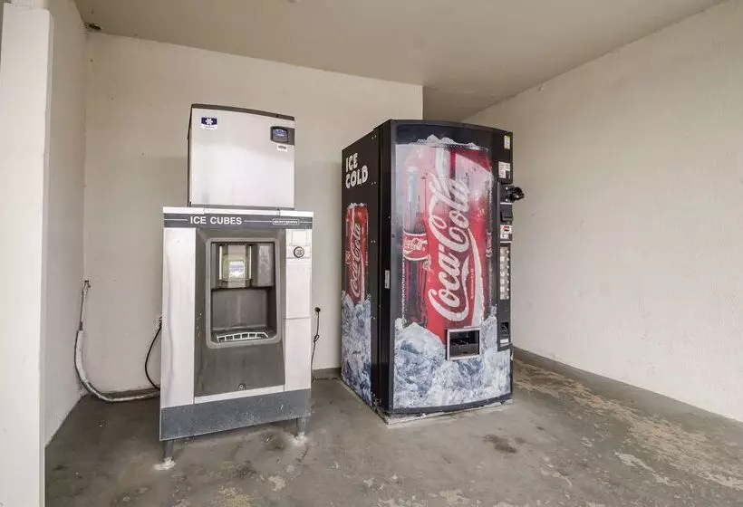 Motel 6 Commerce, Ga