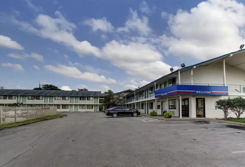 Motel 6 Des Moines South - Airport