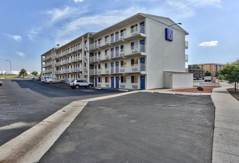 Motel 6 Flagstaff East  Lucky Lane