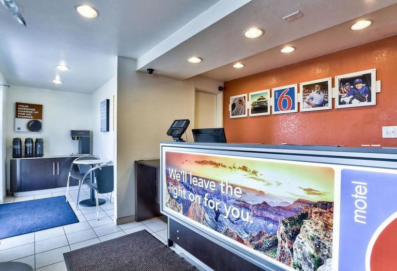 Motel 6 Flagstaff East  Lucky Lane